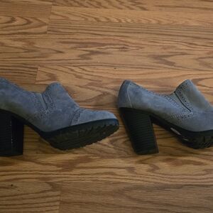 White Mountain Gray Suede Block Heel Ankle Boots